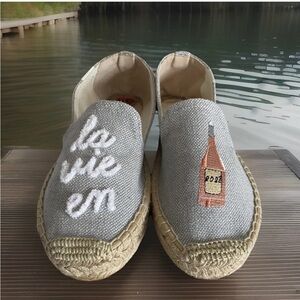 🆕 Soludos La Vie En Rose’ Women’s 5.5 Embroidered Chambray Slip On Espadrilles